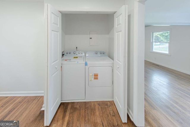 914 Bank Street SE, Smyrna, GA 30080