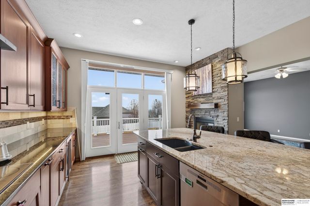 13811 S 41st Street, Bellevue, NE 68123