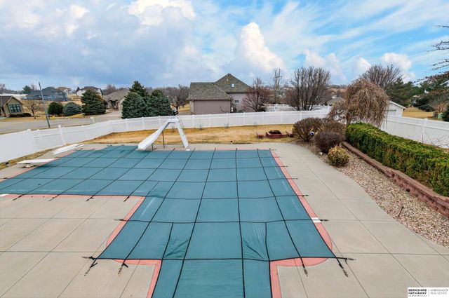 13811 S 41st Street, Bellevue, NE 68123
