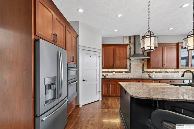 13811 S 41st Street, Bellevue, NE 68123