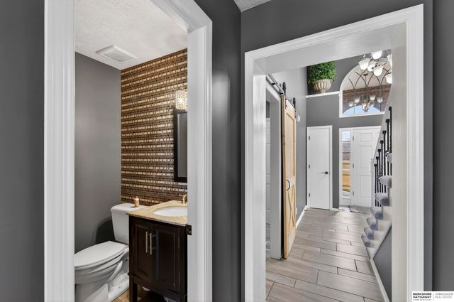 13811 S 41st Street, Bellevue, NE 68123