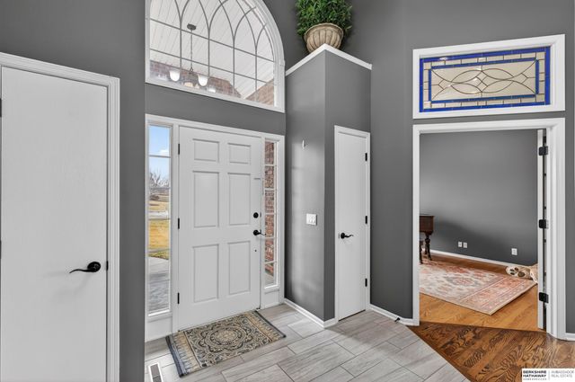 13811 S 41st Street, Bellevue, NE 68123