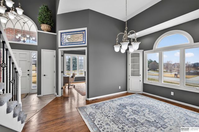 13811 S 41st Street, Bellevue, NE 68123