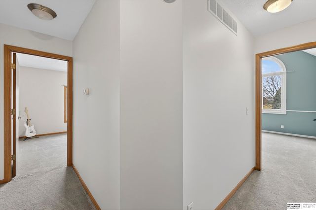 13811 S 41st Street, Bellevue, NE 68123