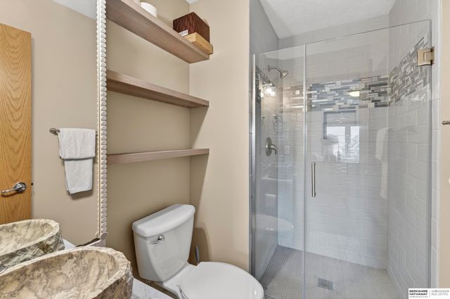 13811 S 41st Street, Bellevue, NE 68123