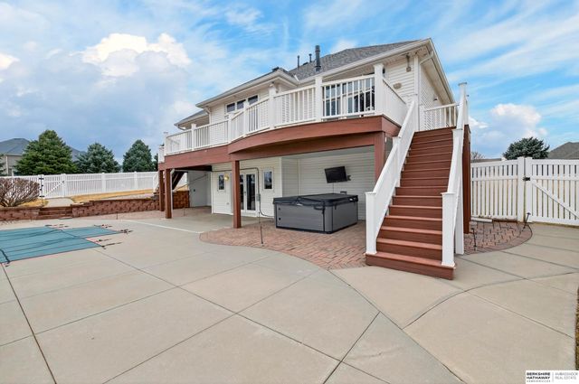 13811 S 41st Street, Bellevue, NE 68123