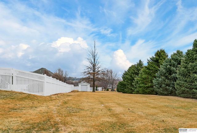 13811 S 41st Street, Bellevue, NE 68123