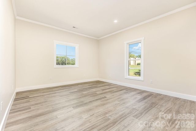 1205 S Lafayette Street, Shelby, NC 28152
