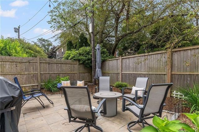 23 Pell Street, Newport, RI 02840