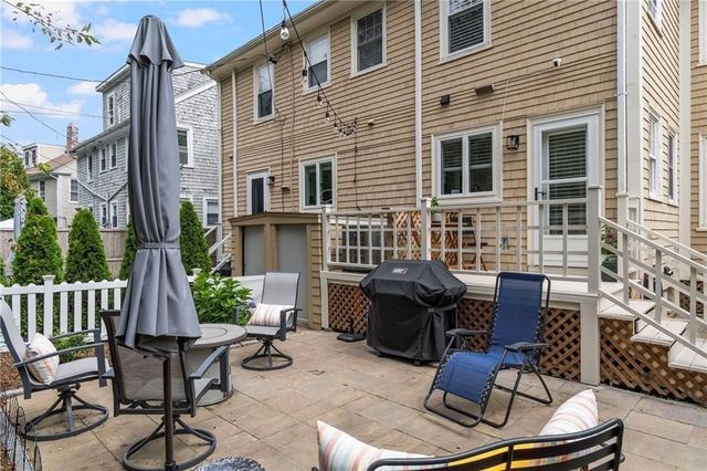 23 Pell Street, Newport, RI 02840