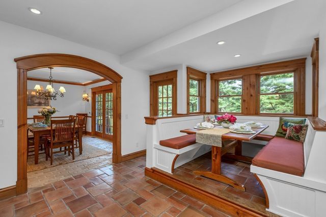 3 Lealand Peck Dr, Wrentham, MA 02093