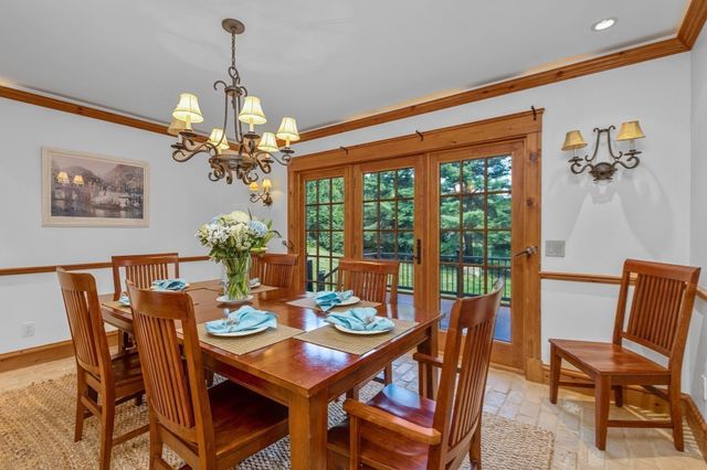 3 Lealand Peck Dr, Wrentham, MA 02093