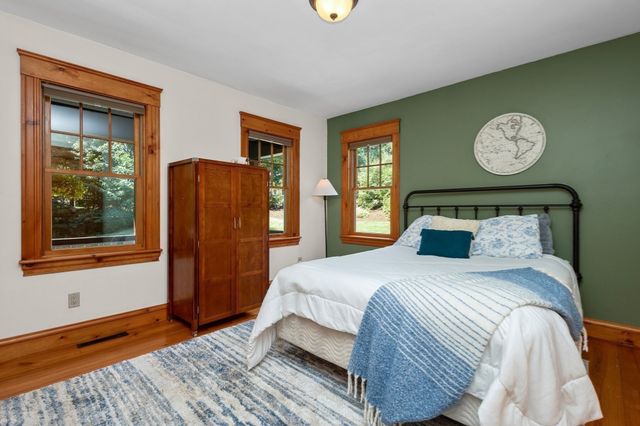 3 Lealand Peck Dr, Wrentham, MA 02093