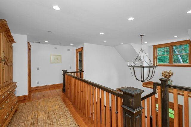 3 Lealand Peck Dr, Wrentham, MA 02093