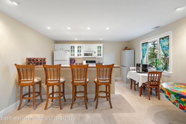 6710 White Clover Drive, East Lansing, MI 48823