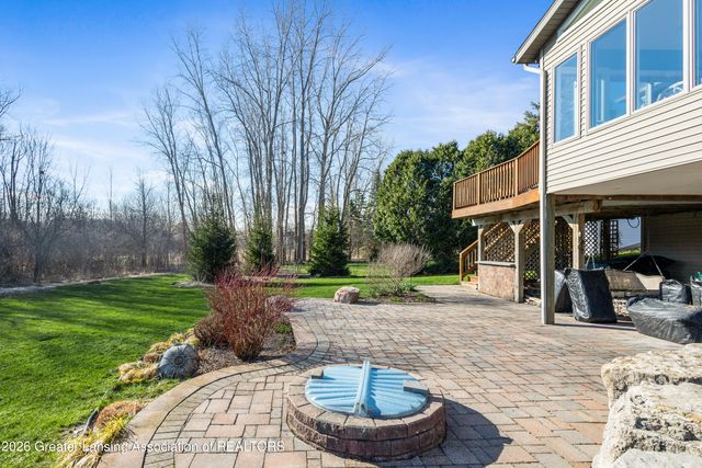 6710 White Clover Drive, East Lansing, MI 48823
