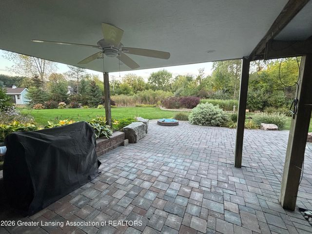 6710 White Clover Drive, East Lansing, MI 48823