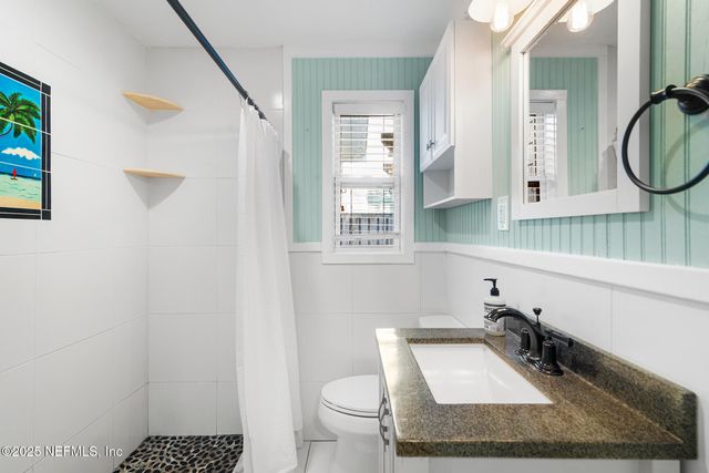 370 10TH Street, Atlantic Beach, FL 32233