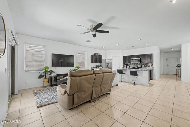 41807 W ROSA Drive, Maricopa, AZ 85138
