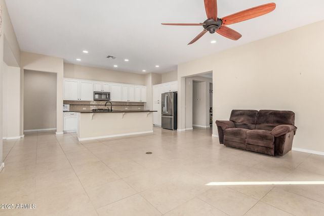 4748 W LOMA VERDE Avenue, Eloy, AZ 85131