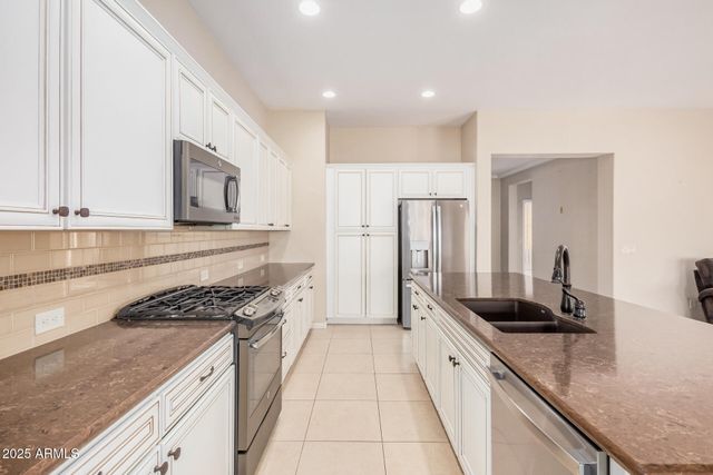 4748 W LOMA VERDE Avenue, Eloy, AZ 85131