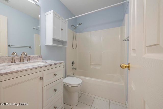14024 Spring Mill Rd, Louisville, KY 40245