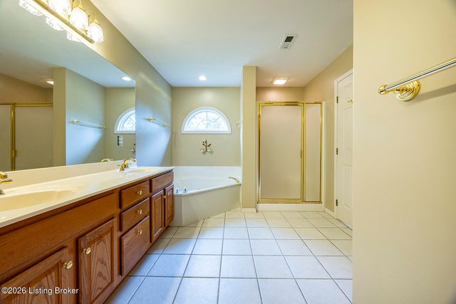 14024 Spring Mill Rd, Louisville, KY 40245