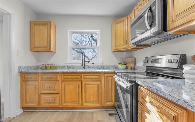 821 Pacific AVE, Portsmouth, VA 23707