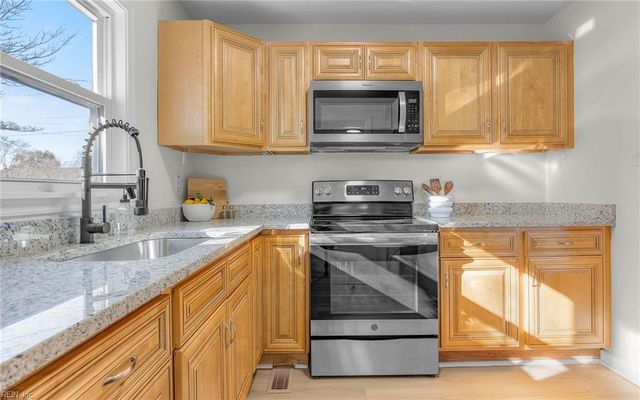 821 Pacific AVE, Portsmouth, VA 23707