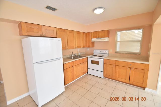 5410 4TH STREET 5410, Zephyrhills, FL 33542