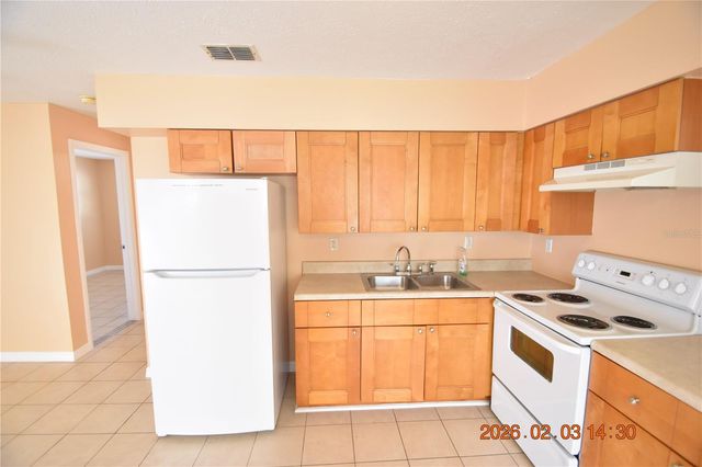 5410 4TH STREET 5410, Zephyrhills, FL 33542