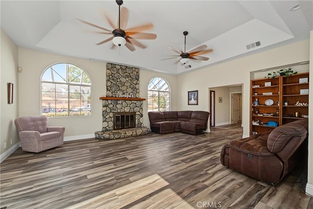 36493 Summitville, Temecula, CA 92592
