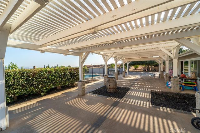 36493 Summitville, Temecula, CA 92592