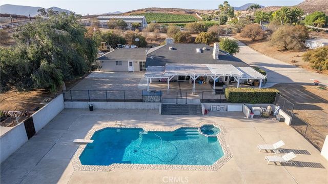 36493 Summitville, Temecula, CA 92592