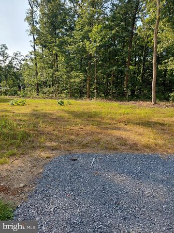 216 HIGH POINT LN, Coatesville, PA 19320