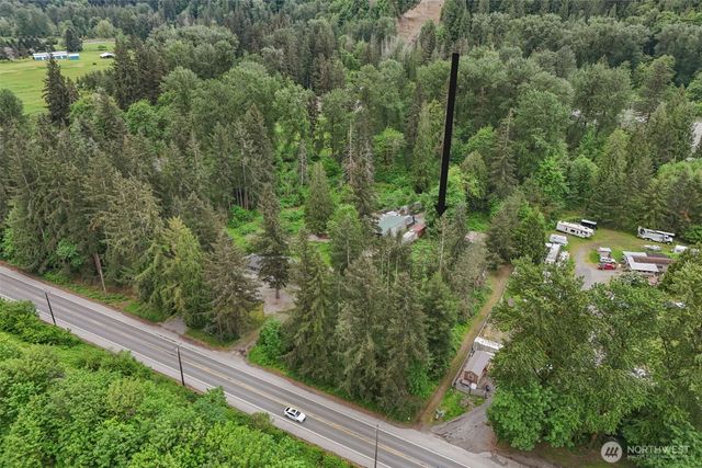 20707 Renton Maple Valley Road SE, Maple Valley, WA 98038