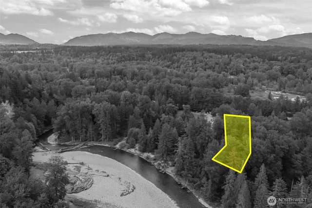 20707 Renton Maple Valley Road SE, Maple Valley, WA 98038