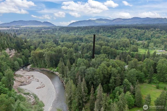 20707 Renton Maple Valley Road SE, Maple Valley, WA 98038