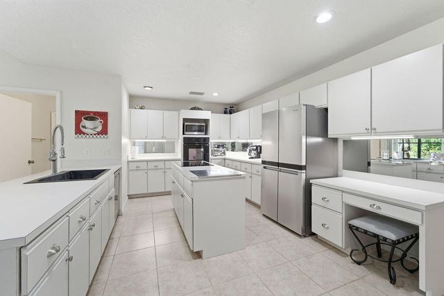 5562 Reynolds Road, Lake Worth, FL 33449