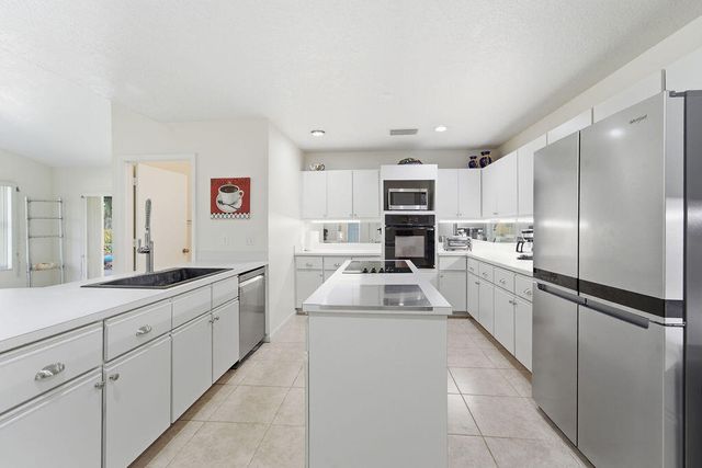 5562 Reynolds Road, Lake Worth, FL 33449