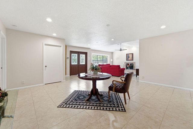 5562 Reynolds Road, Lake Worth, FL 33449