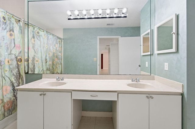 5562 Reynolds Road, Lake Worth, FL 33449
