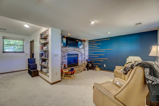 1395 Willow Avenue, New Richmond, WI 54017