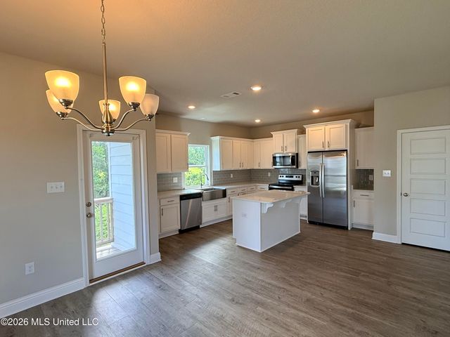 759 Bay Breeze Drive, Biloxi, MS 39532