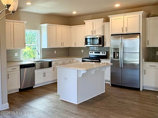 759 Bay Breeze Drive, Biloxi, MS 39532
