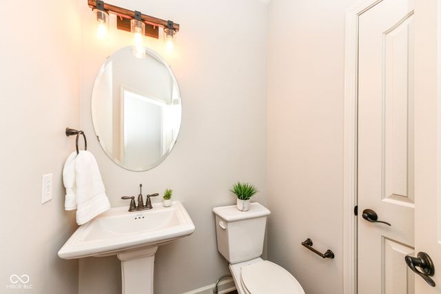 14375 Pendragon Way, Fishers, IN 46037