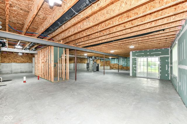 14375 Pendragon Way, Fishers, IN 46037