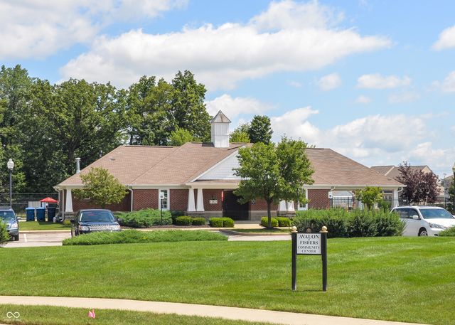 14375 Pendragon Way, Fishers, IN 46037