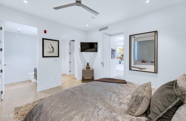 3801 N GOLDWATER Boulevard 402, Scottsdale, AZ 85251
