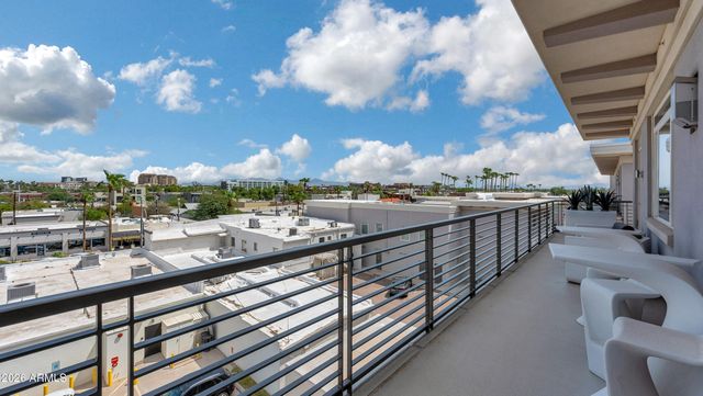3801 N GOLDWATER Boulevard 402, Scottsdale, AZ 85251